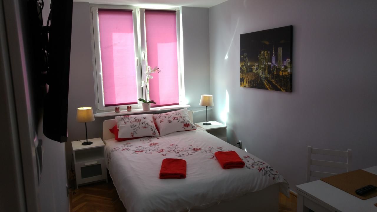 Хостелы Rent0nline Niepodleglosci Rooms Metro Варшава-27